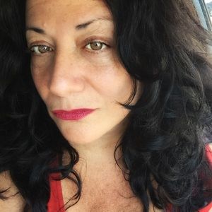 🌺Meet Your Seller/Designer/ Buyer🌺